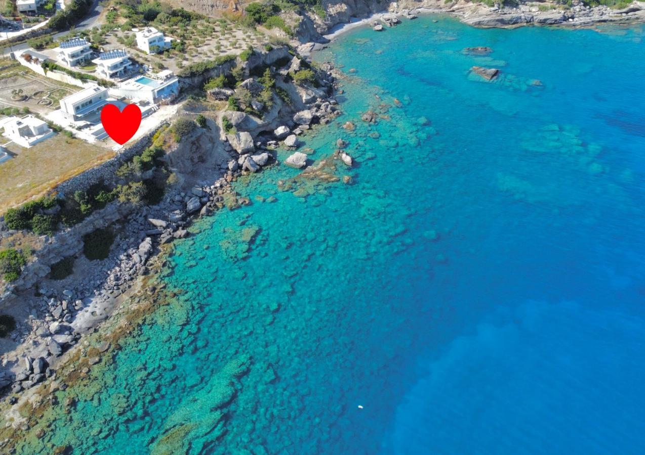 Kuro Beach House - Oceanfront Luxury & 25M Pool Achlia Екстериор снимка